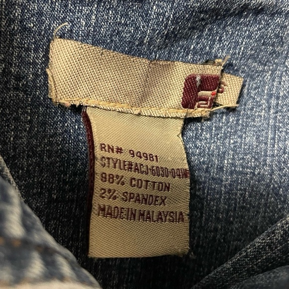 Vintage 90s Forever 21 Cropped Denim Vest Frayed Hem Womens Sz Small Punk Grunge - Picture 12 of 13